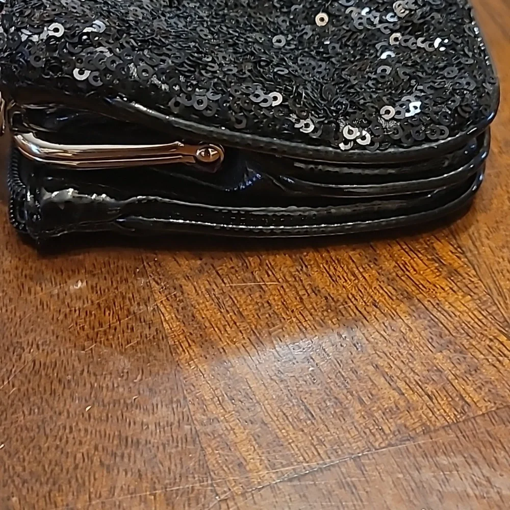 Sequin Crossbody Bag - Picture 5 of 12